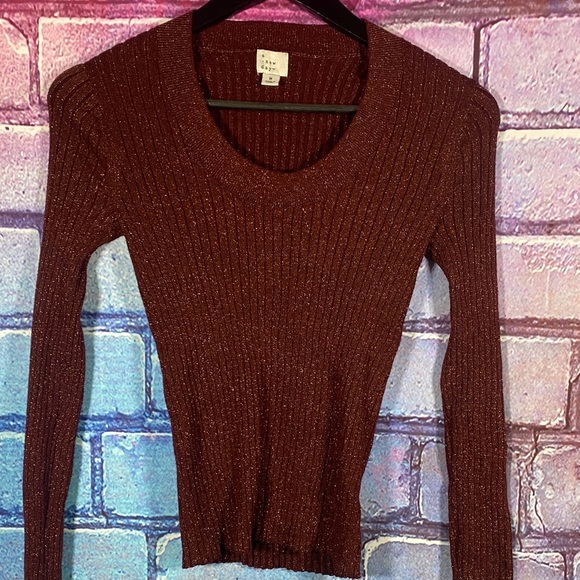 A New Day Metallic Ribbed Long Sleeve Sweater Rust Red Shimmer Knit Size M Top - Picture 3 of 10